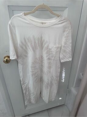 RD Style White & Light Taupe Tie-Dye Pocket Tee Dress